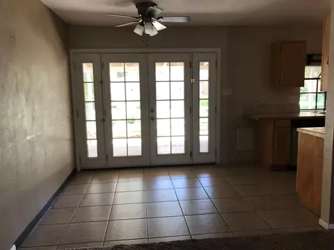 1018 E Avenue P4, Palmdale, CA 93550 photo 9