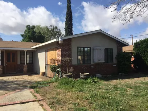 1018 E Avenue P4, Palmdale, CA 93550 photo 3