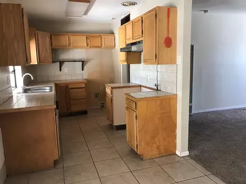 1018 E Avenue P4, Palmdale, CA 93550 photo 7