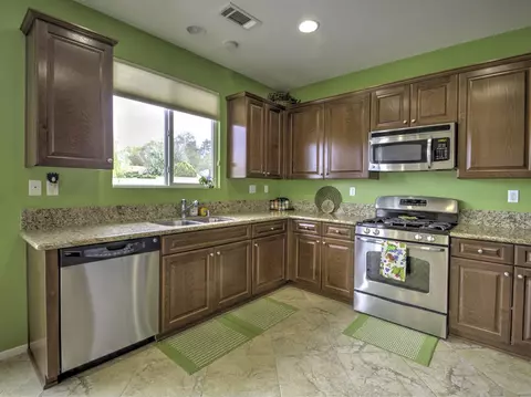 1349 Clasico Dr, Tehachapi, CA 93561 photo 7