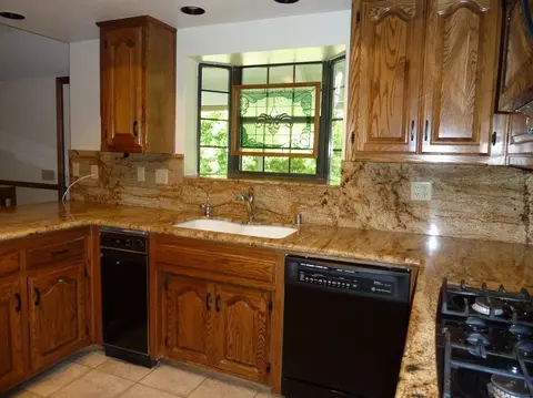 2811 Petro Pl, Lancaster, CA 93536 photo 7