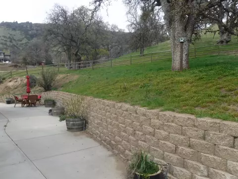 27750 Bear Valley Rd, Tehachapi, CA 93561 photo 33
