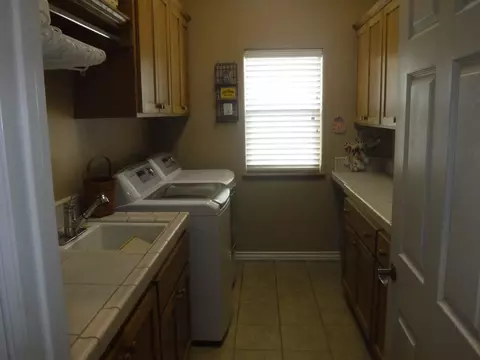 27750 Bear Valley Rd, Tehachapi, CA 93561 photo 30