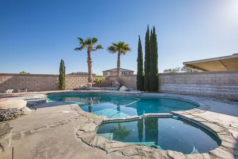 5331 Monaco Ln, Palmdale, CA 93552 photo 9