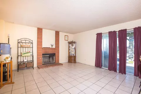 5331 Monaco Ln, Palmdale, CA 93552 photo 6