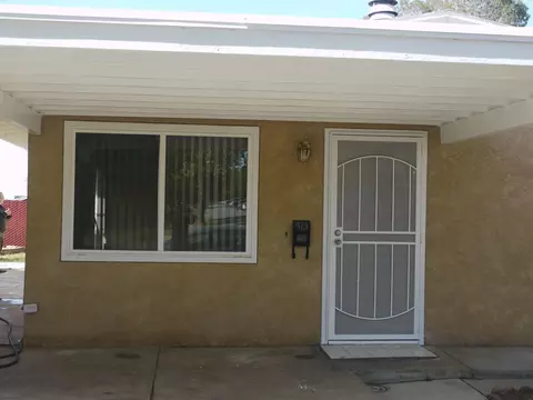 421 Lingard St E, Lancaster, CA 93535 photo 3