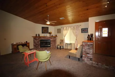 24441 Pueblo Ct, Tehachapi, CA 93561 photo 9