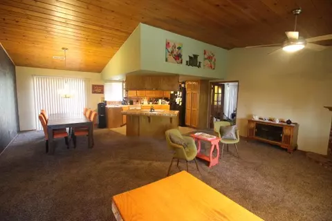 24441 Pueblo Ct, Tehachapi, CA 93561 photo 16