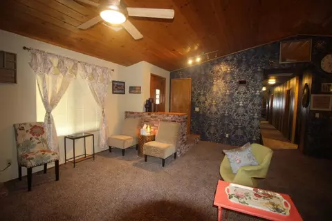 24441 Pueblo Ct, Tehachapi, CA 93561 photo 12