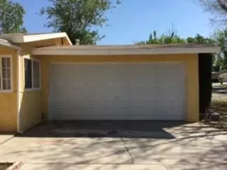 45538 Lorimer Ave, Lancaster, CA 93534 photo 2