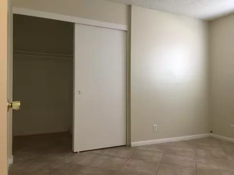 44045 Palm Ln, Lancaster, CA 93535 photo 8