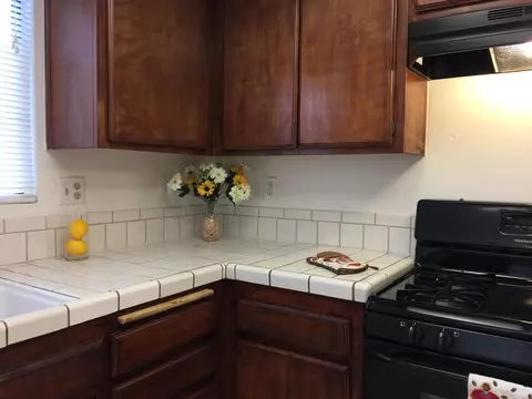 44045 Palm Ln, Lancaster, CA 93535 photo 4
