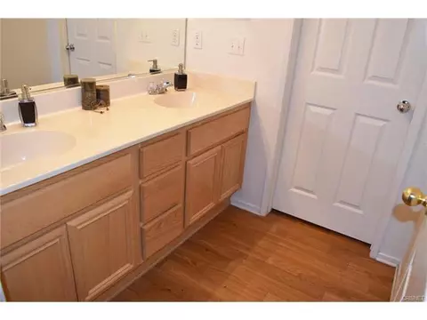 45507 Robinson Dr, Lancaster, CA 93535 photo 7