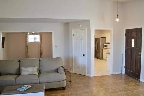 44252 8th St E, Lancaster, CA 93535 photo 18