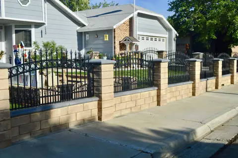 44252 8th St E, Lancaster, CA 93535 photo 3