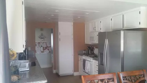 37102 Keith Ct, Palmdale, CA 93550 photo 4