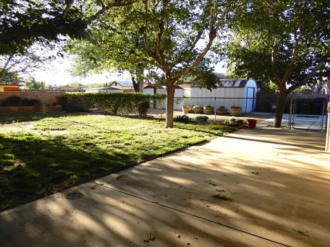 38521 12th St E, Palmdale, CA 93550 photo 15