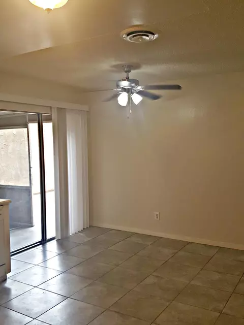 37639 29th St, Palmdale, CA 93550 photo 5