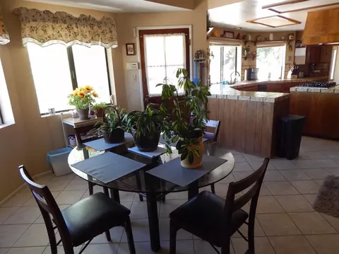 24581 Willow Pass Dr, Tehachapi, CA 93561 photo 8