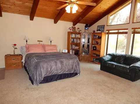 24581 Willow Pass Dr, Tehachapi, CA 93561 photo 21