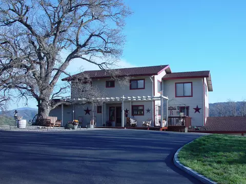 28421 Deertrail Dr, Tehachapi, CA 93561 photo 1