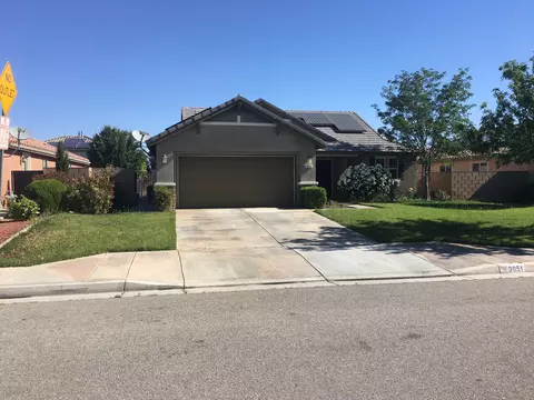 3051 Newgrove St E, Lancaster, CA 93535 photo 2