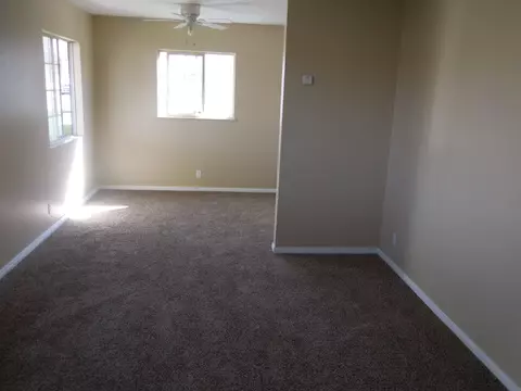 38545 31st St E, Palmdale, CA 93550 photo 4
