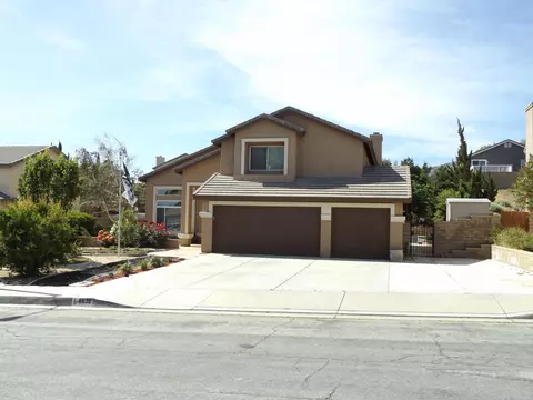 6830 Andover Ave, Lancaster, CA 93536 photo 2