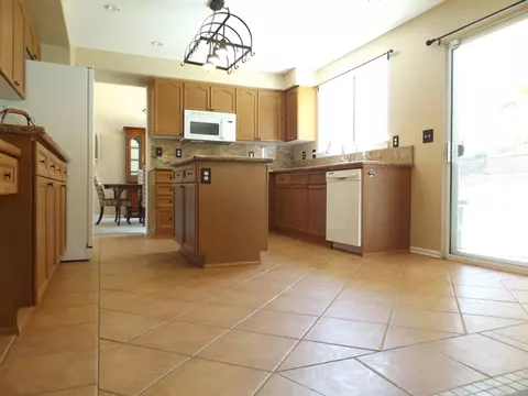 6830 Andover Ave, Lancaster, CA 93536 photo 6