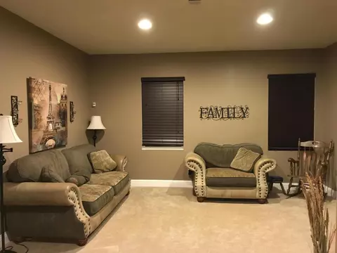 1437 Wild Olive Rd, Tehachapi, CA 93561 photo 2