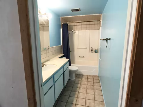 1263 Lingard St E, Lancaster, CA 93535 photo 5