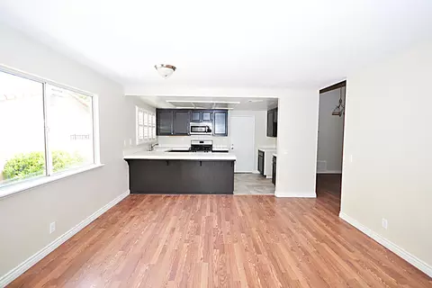 44117 Amherst Ln, Lancaster, CA 93536 photo 6