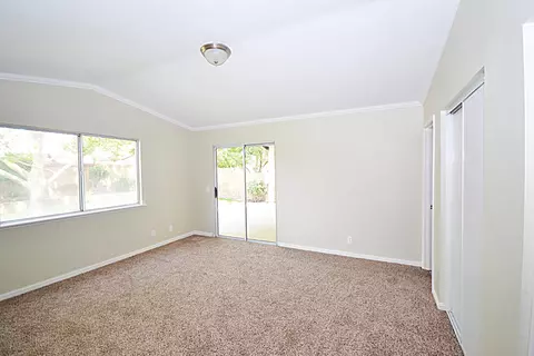 44117 Amherst Ln, Lancaster, CA 93536 photo 9
