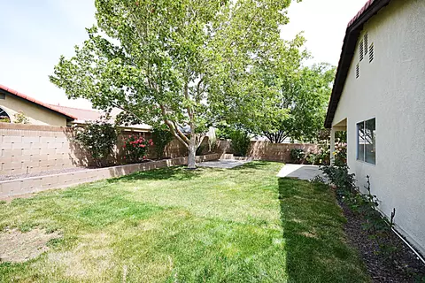 44117 Amherst Ln, Lancaster, CA 93536 photo 19