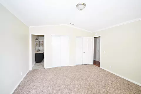 44117 Amherst Ln, Lancaster, CA 93536 photo 10