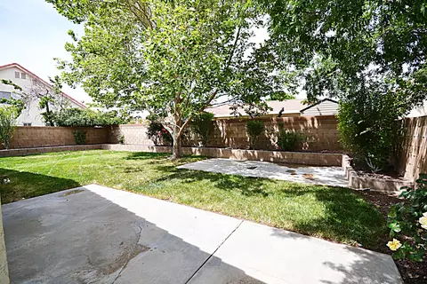 44117 Amherst Ln, Lancaster, CA 93536 photo 17