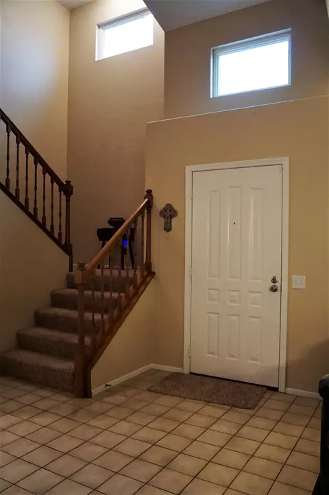 2100 Sunswept Cir, Lancaster, CA 93536 photo 9
