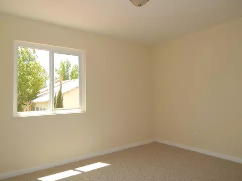 1654 Norberry St E, Lancaster, CA 93535 photo 23