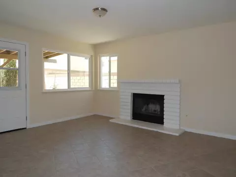 1654 Norberry St E, Lancaster, CA 93535 photo 11
