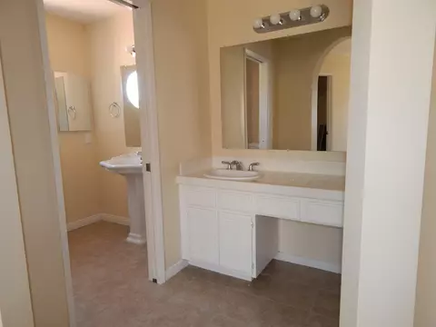 1654 Norberry St E, Lancaster, CA 93535 photo 17