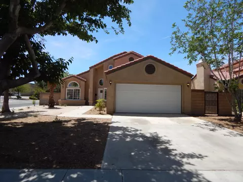 1654 Norberry St E, Lancaster, CA 93535 photo 1