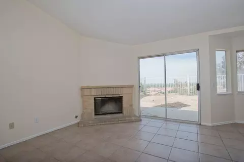 36460 30th St E, Palmdale, CA 93550 photo 13