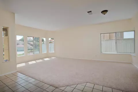 36460 30th St E, Palmdale, CA 93550 photo 8