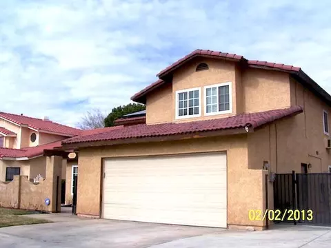 1317 Herzel Ave, Lancaster, CA 93535 photo 1