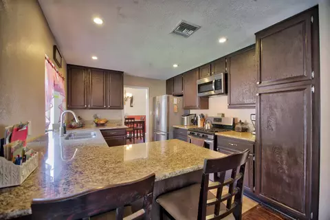 2530 Apache Plume Ct, Palmdale, CA 93550 photo 5