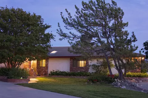 33697 Cattle Creek Rd, Acton, CA 93510 photo 2