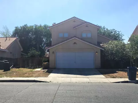 44123 17th St E, Lancaster, CA 93535 photo 1