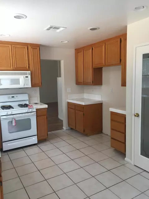 44123 17th St E, Lancaster, CA 93535 photo 16