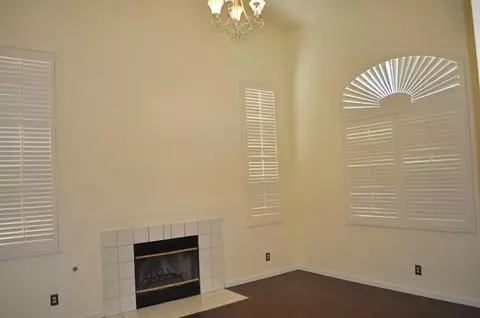 36862 37th St E, Palmdale, CA 93550 photo 3
