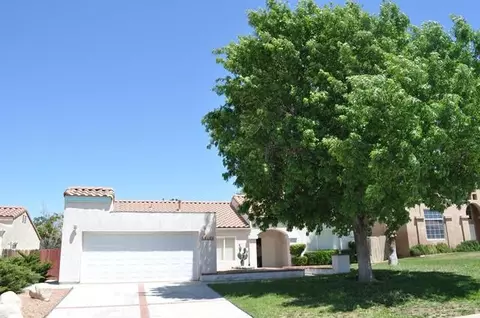 36862 37th St E, Palmdale, CA 93550 photo 1